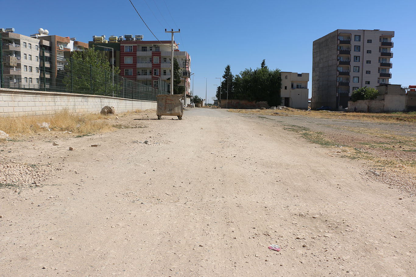 Şanlıurfa'da bitmeyen yol sorunu vatandaşları mağdur ediyor