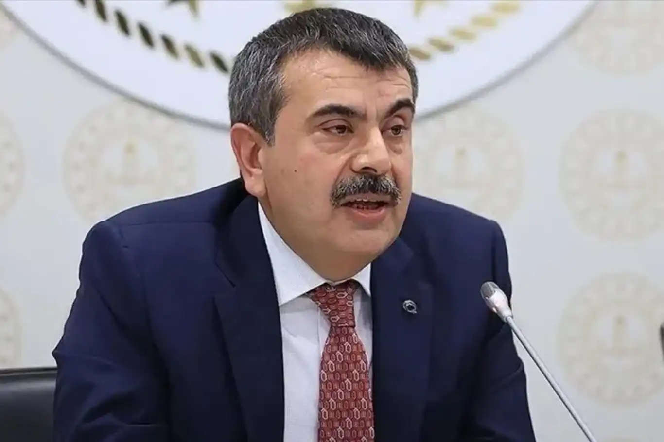 Bakan Tekin: Öğretmenlerin mesleki çalışmaları 1-4 Eylül'de çevrim içi yapılacak