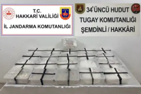 Hakkari’de 16,6 kilo metamfetamin ve 3 bin sentetik hap ele geçirildi