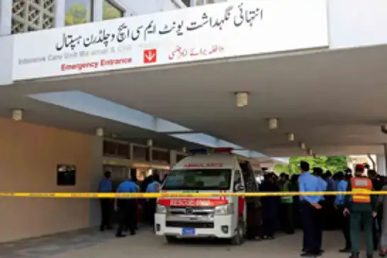 At least 15 newborn babies die in Pakistan hospital fire