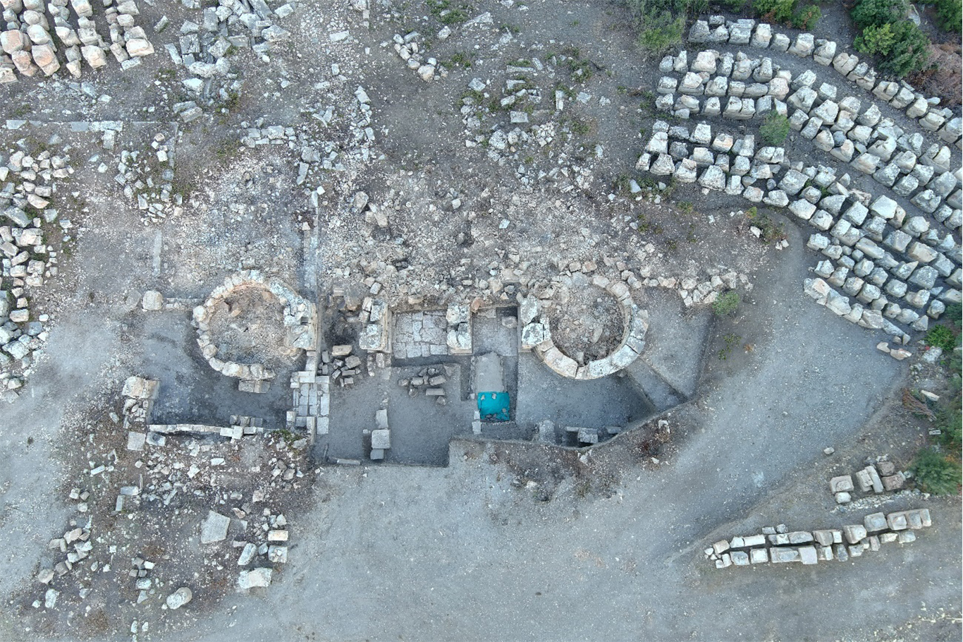 Burdur'da 2 bin yıllık tarih gün yüzüne çıktı: Roma İmparatoru Hadrianus'un heykeli bulundu