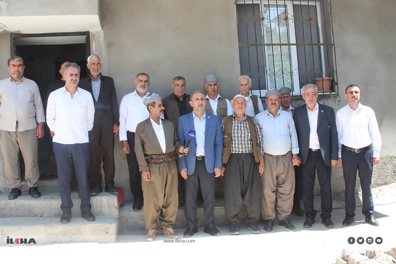Parlamenter Demîr bi malbatên kesên ku di bûyera Roboskiyê de canê xwe ji dest dane re civiya
