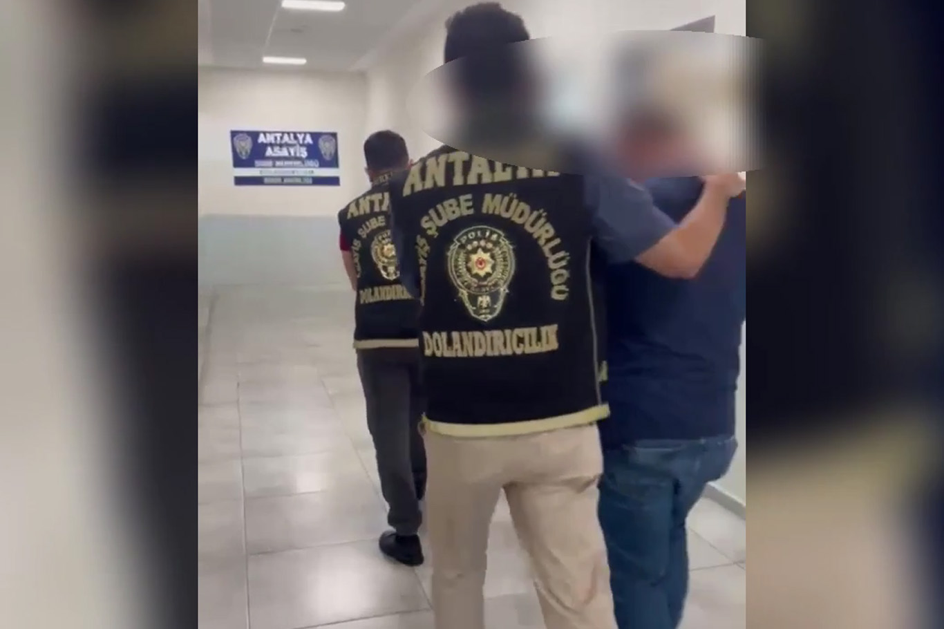 Antalya’da sahte yetkili servis dolandırıcılığına 2 gözaltı