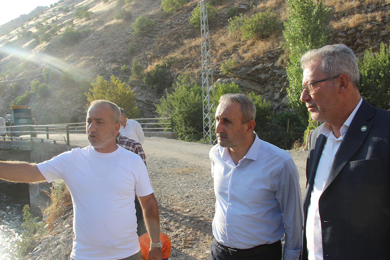 HÜDA PAR MİLLETVEKİLİ DEMİR, TAŞDELEN KÖYÜNDEKİ BARAJ TEHLİKESİNE DİKKAT ÇEKTİ
