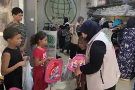 Tarsus'ta ihtiyaç sahiplerine destek
