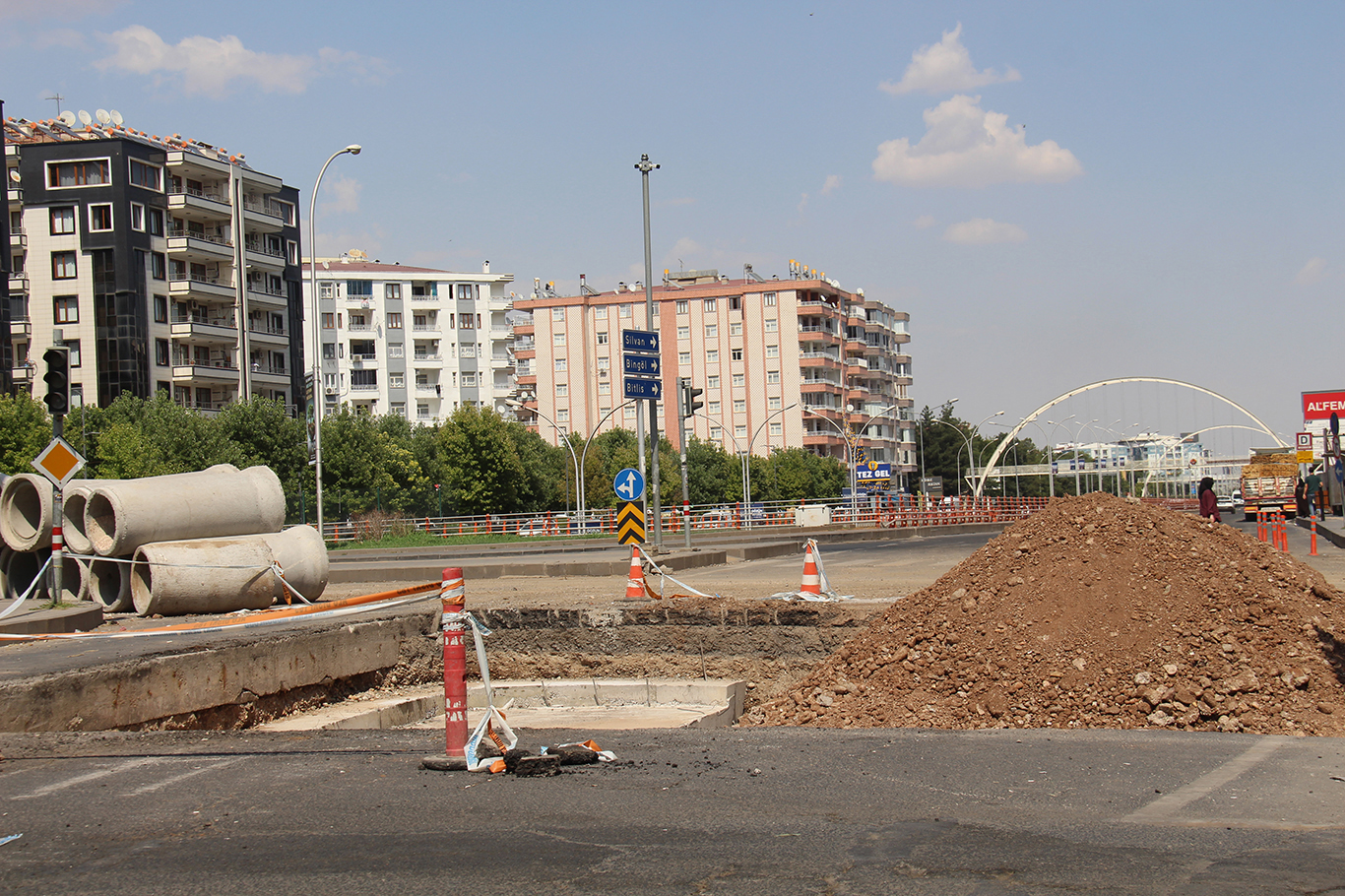 HÜDA PAR Diyarbakır İl Başkanı Gülsever: Yol çalışmaları hızlandırılmalı