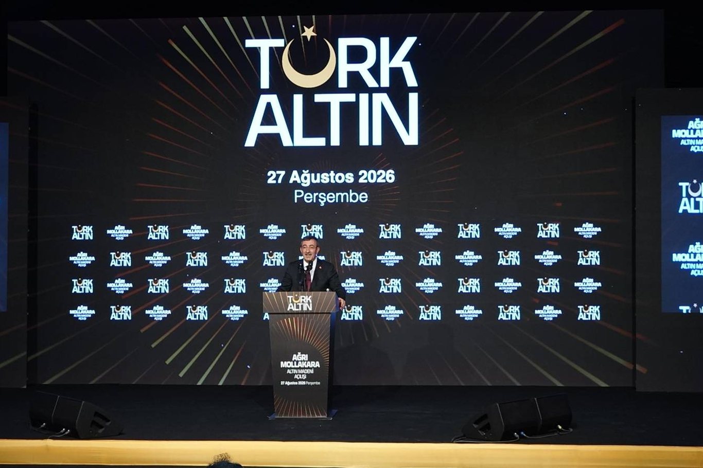 Cumhurbaşkanı Yardımcısı Cevdet Yılmaz, Ağrı'da Mollakara Madeni'nin açılış törenine katıldı.