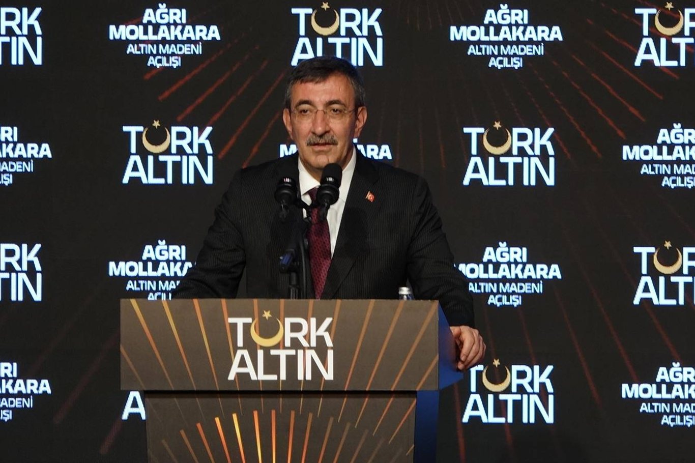 Cumhurbaşkanı Yardımcısı Cevdet Yılmaz, Ağrı'da Mollakara Madeni'nin açılış törenine katıldı.