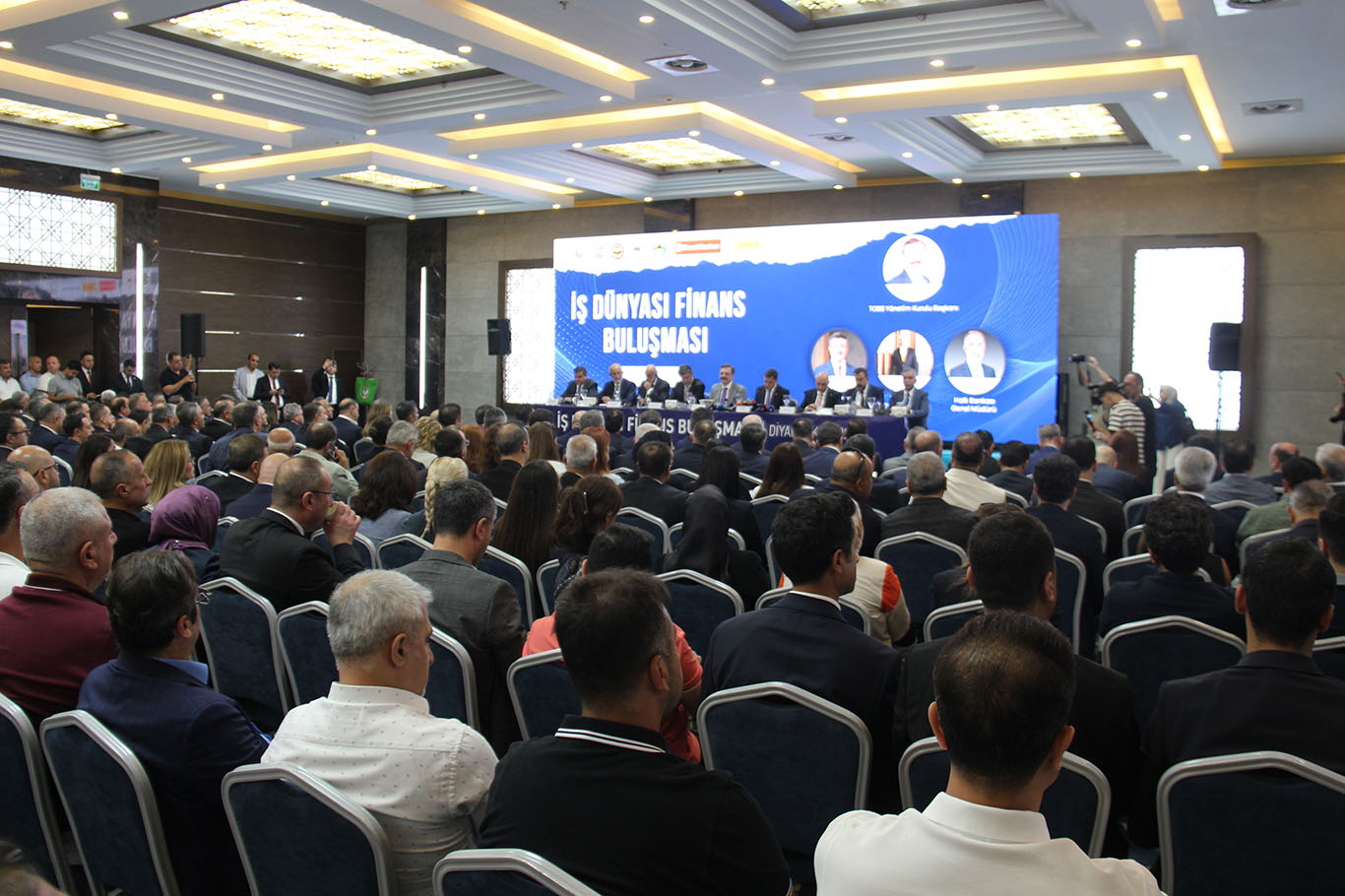 Diyarbakır’da iş dünyası finans sektörü ile buluştu