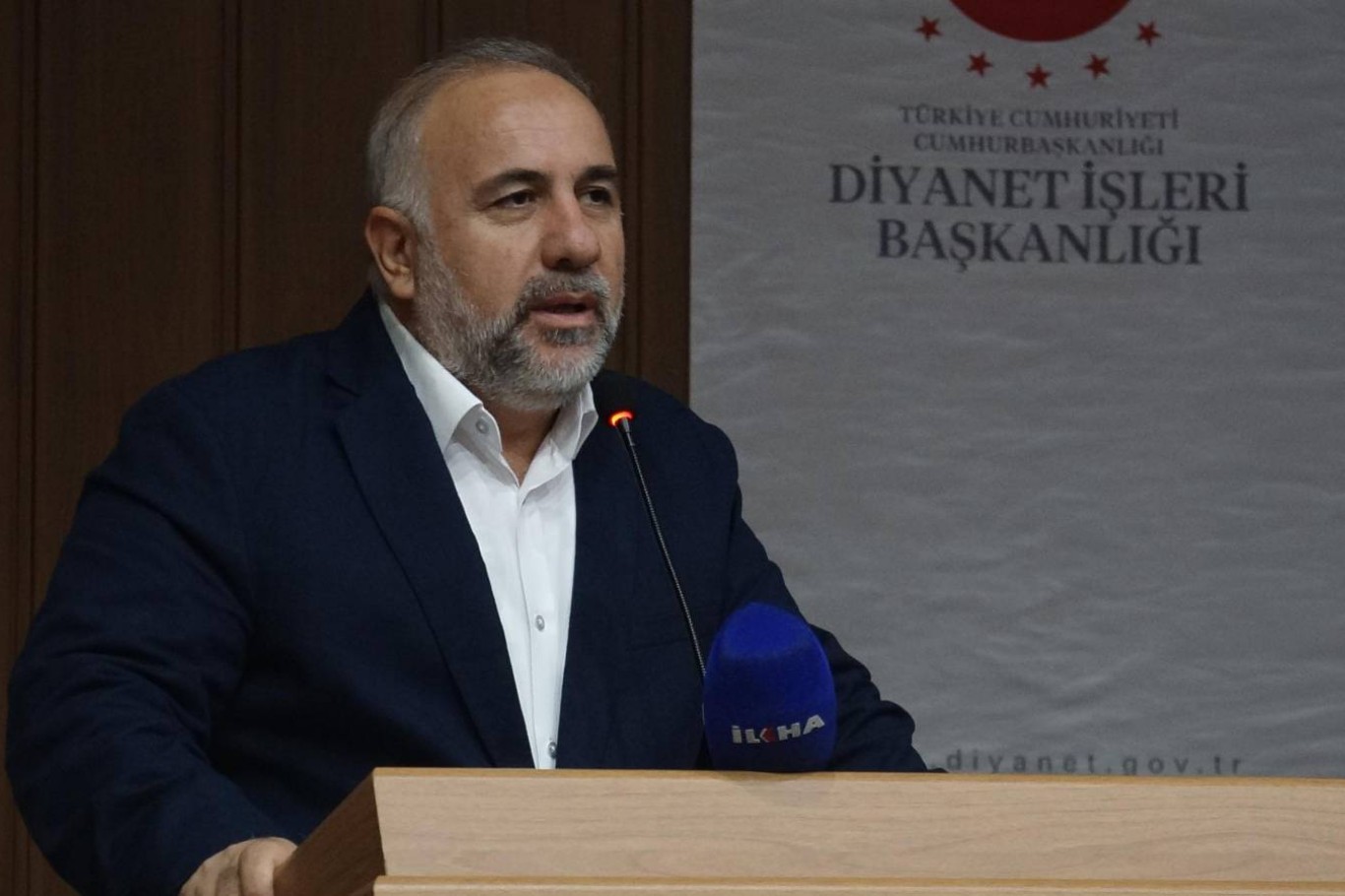 Prof. Dr. Ensari: Hayatımızın bütün alanlarında Peygamber Efendimizden örneklik görmeliyiz