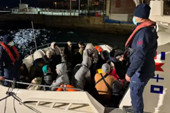 Edirne açıklarında 29 düzensiz göçmen yakalandı