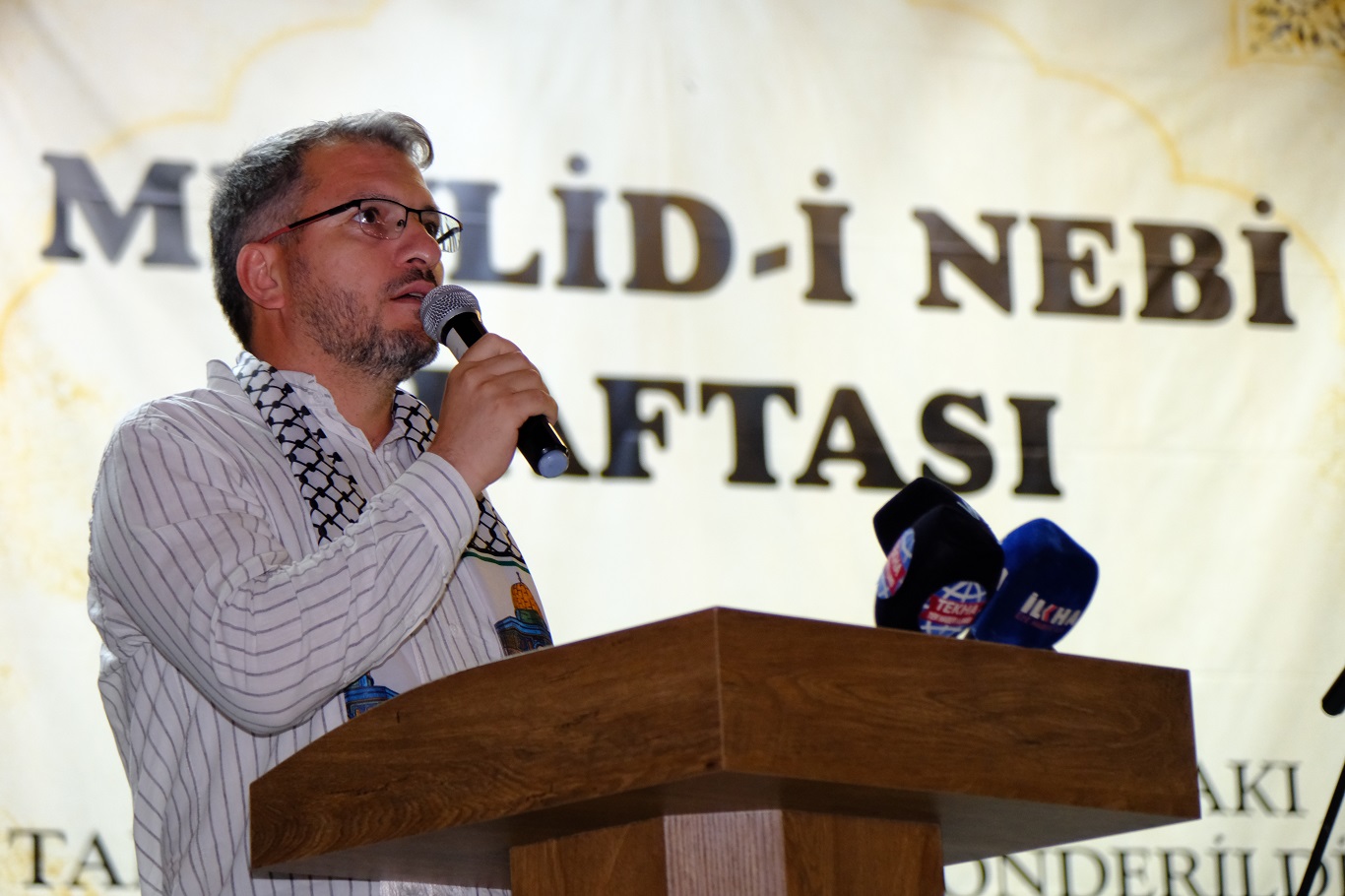 Van Mevlid-i Nebi etkinliğinde Gazze vurgusu: İslam'a ait bütün izler birer birer yok ediliyor