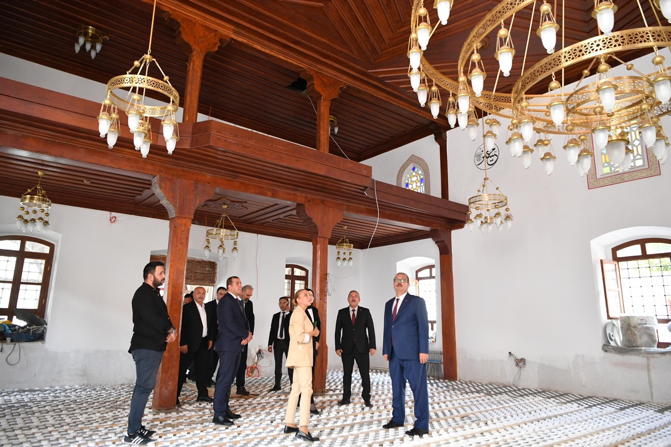 Ankara Valisi Canbolat Akyurt'ta kamu yatırımları ve devam eden projeleri inceledi