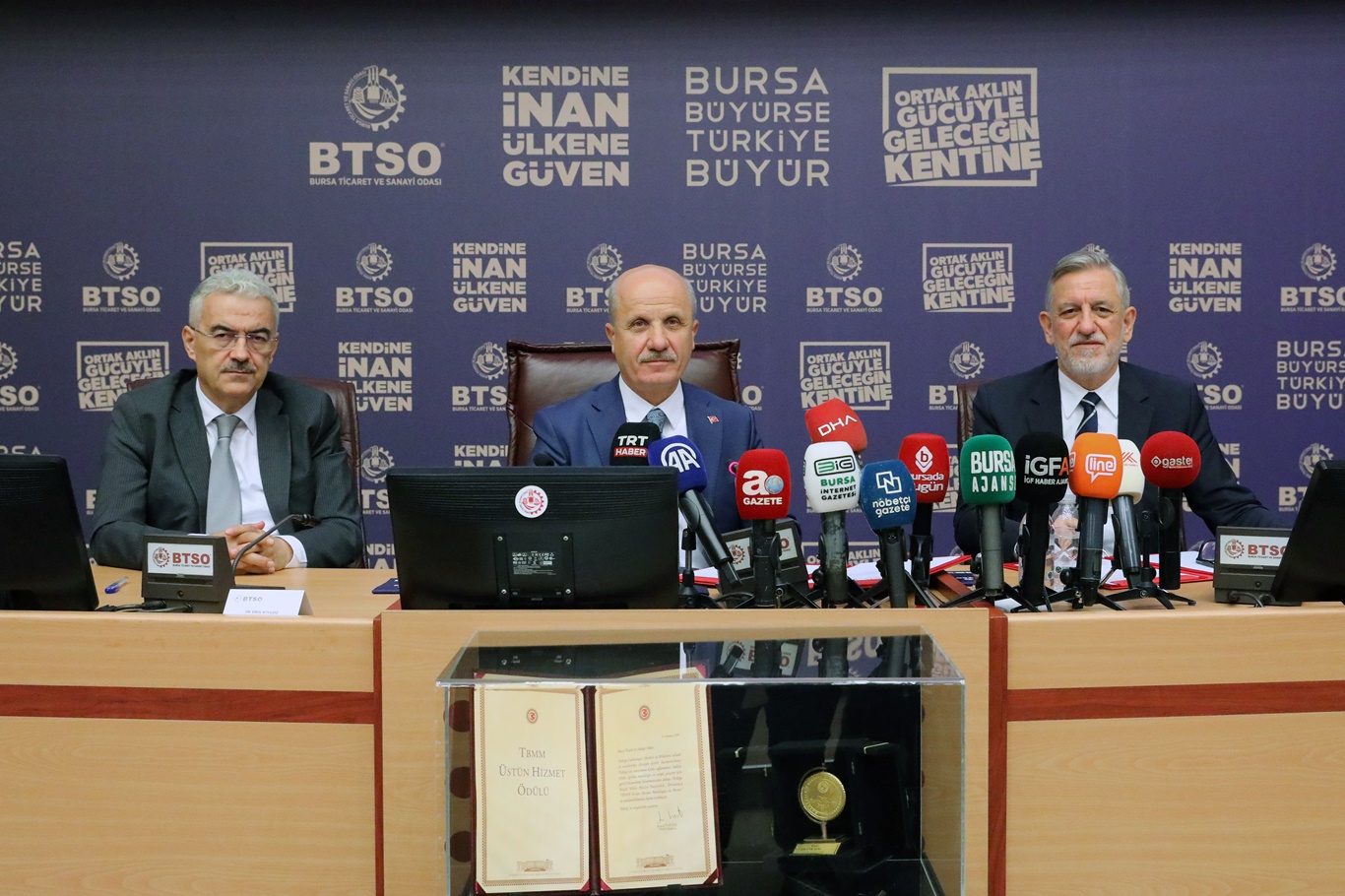 120 bin üniversite öğrencisi işi iş yerinde öğrenecek