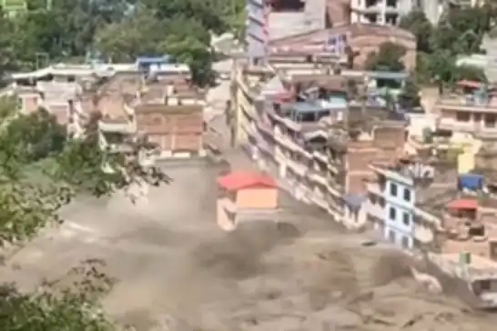 Nepal flood disaster: Death toll rises to 579 as nearly 2,000 remain missing