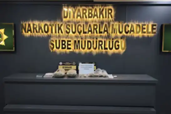 Diyarbakır'da uyuşturucu operasyonu: 3 tutuklama