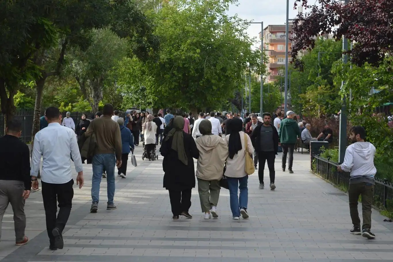 Türkiye'de 55 yaş ve üzeri nüfus, çocukları geride bıraktı