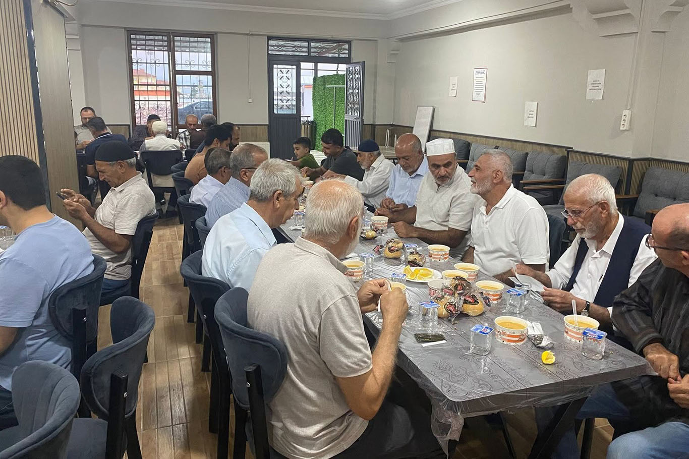 Mevlid-i Nebi Haftası'nda sabah namazı buluşması