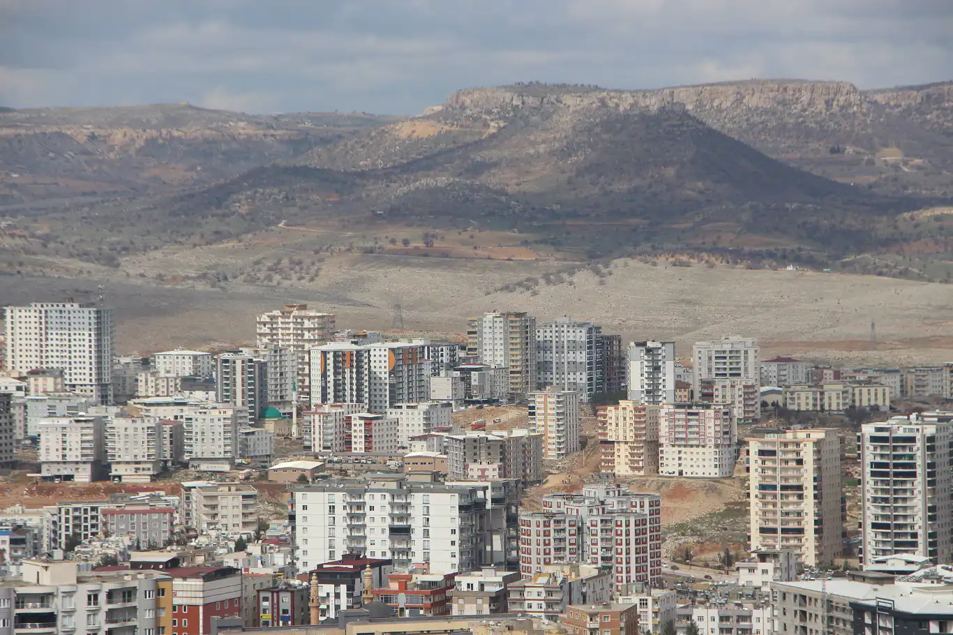 Mardin’de konut piyasasında arz daralması: Kira ve satış fiyatlarında artış