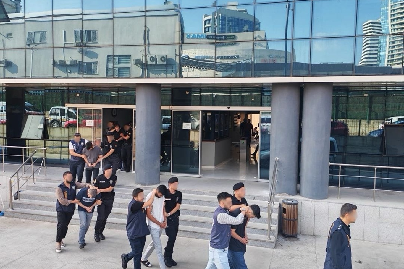 Bursa merkezli yatırım vaadiyle dolandırıcılık operasyonu: 8 tutuklama