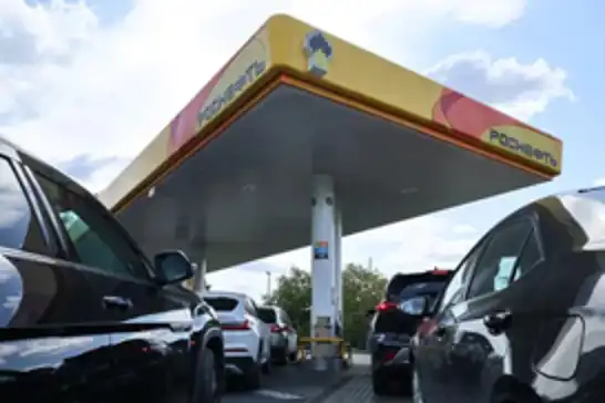 Rusya yakıt ihracatını durdurma kararını uzattı