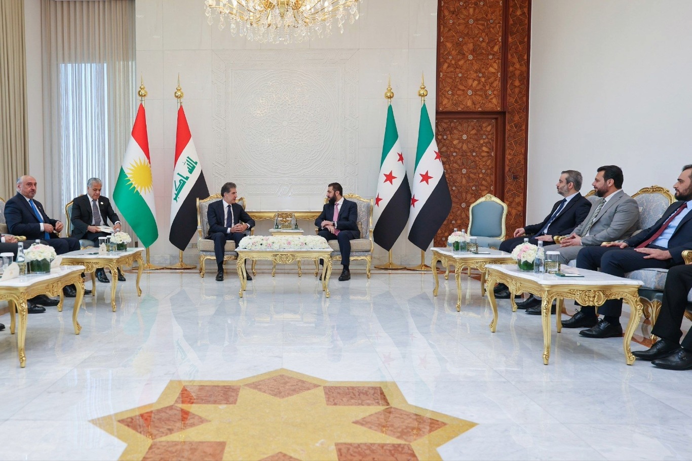 الشرع يبحث مع رئيس إقليم كردستان العراق التعاون الاقتصادي ومستجدات المنطقة