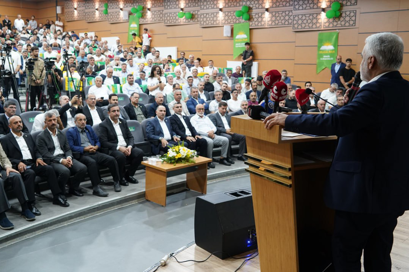 Yapıcıoğlu Bingöl'den seslendi: Ümmetin vahdeti için canımızı taşın altına koymaya hazırız