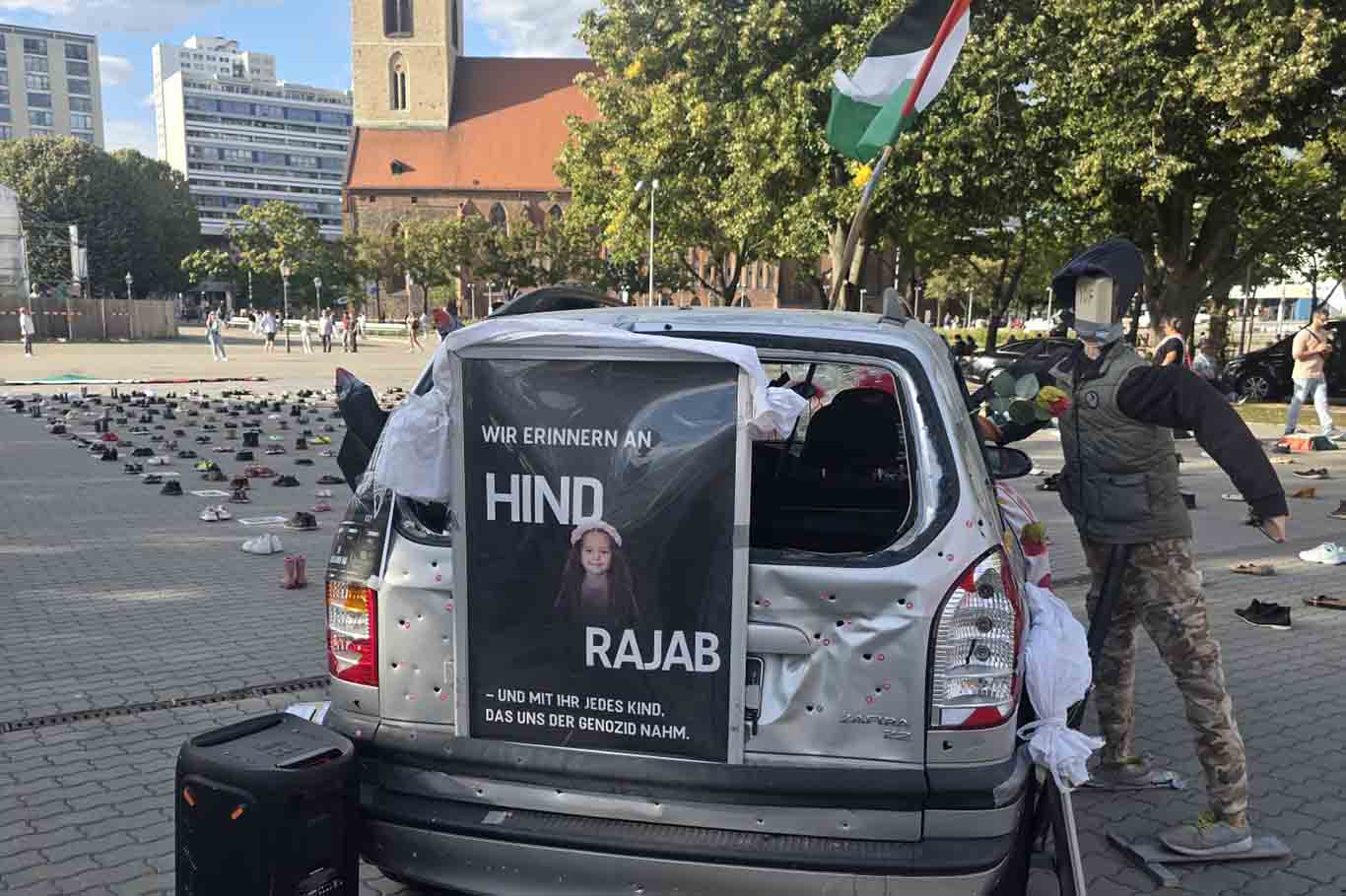 Berlin'de Gazze'de şehit edilenler için sembolik anma