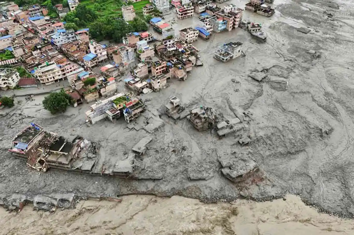 Nepal flood disaster: Death toll rises to 903 as more than 4,200 remain missing
