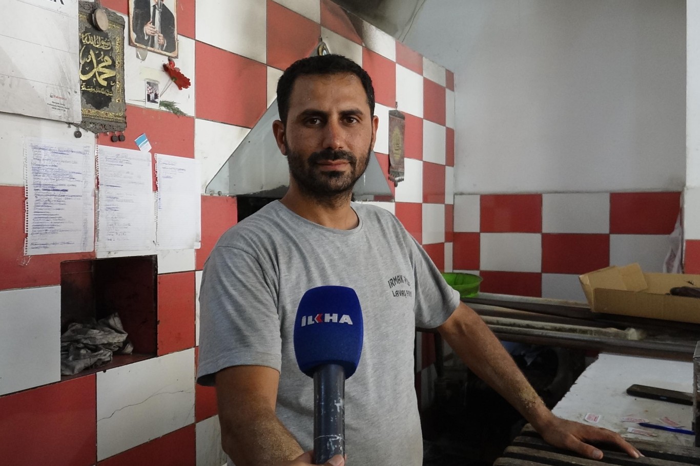 Çeyrek asırlık fırın ustası hem kendisini hem de çıraklarını helal rızık çizgisinde yetiştiriyor