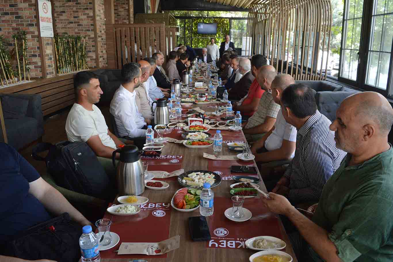 HÜDA PAR calls for an end to high-interest economic policies