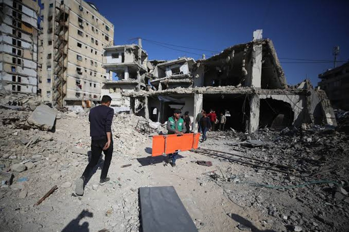 Gazze'de işgal ordusu ihlallerini yeniledi: 5 şehit ve yaralılar var