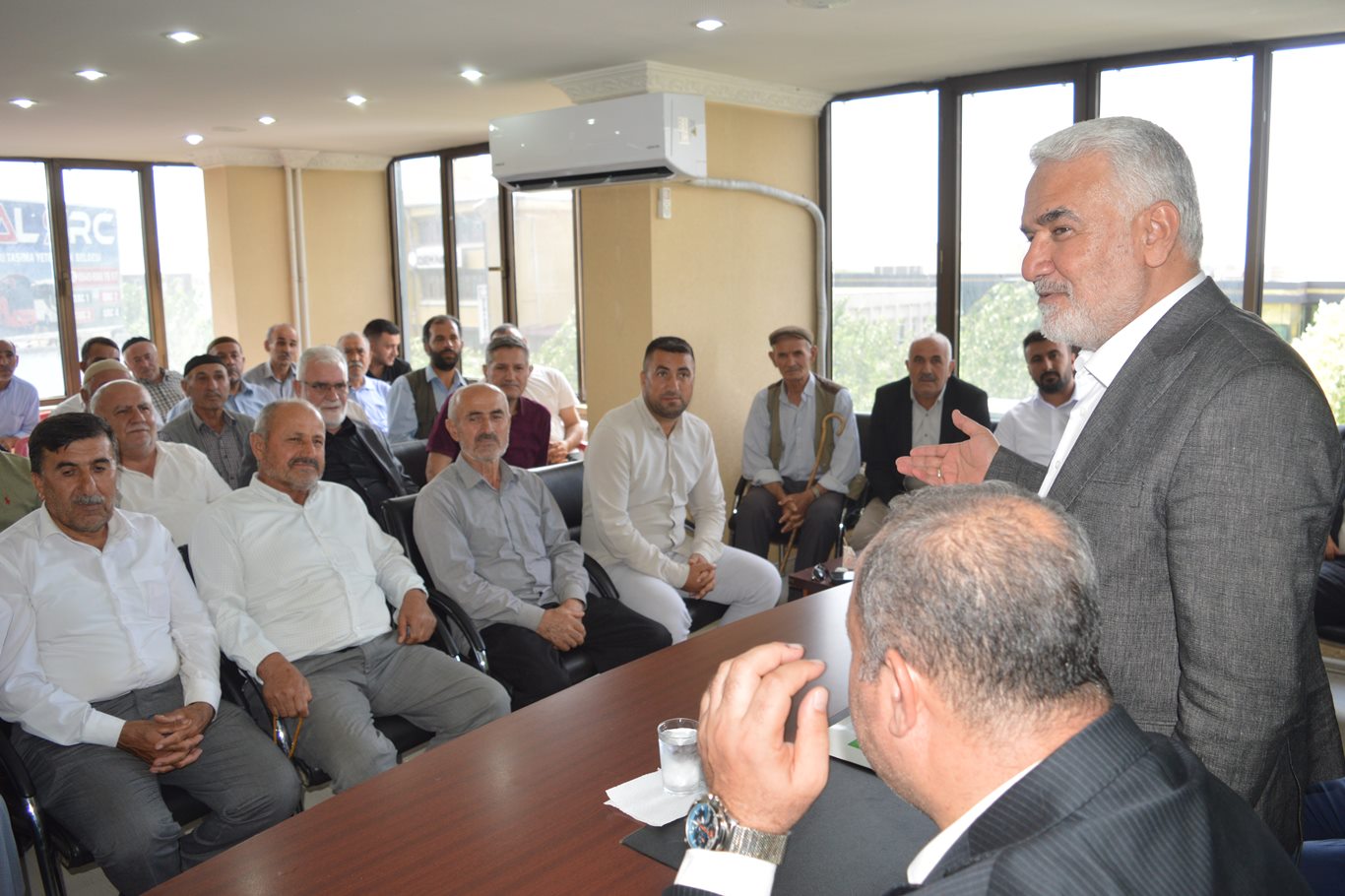 HÜDA PAR Genel Başkanı Yapıcıoğlu Siirt’te: Kentin sorunlarını yerinde dinledi