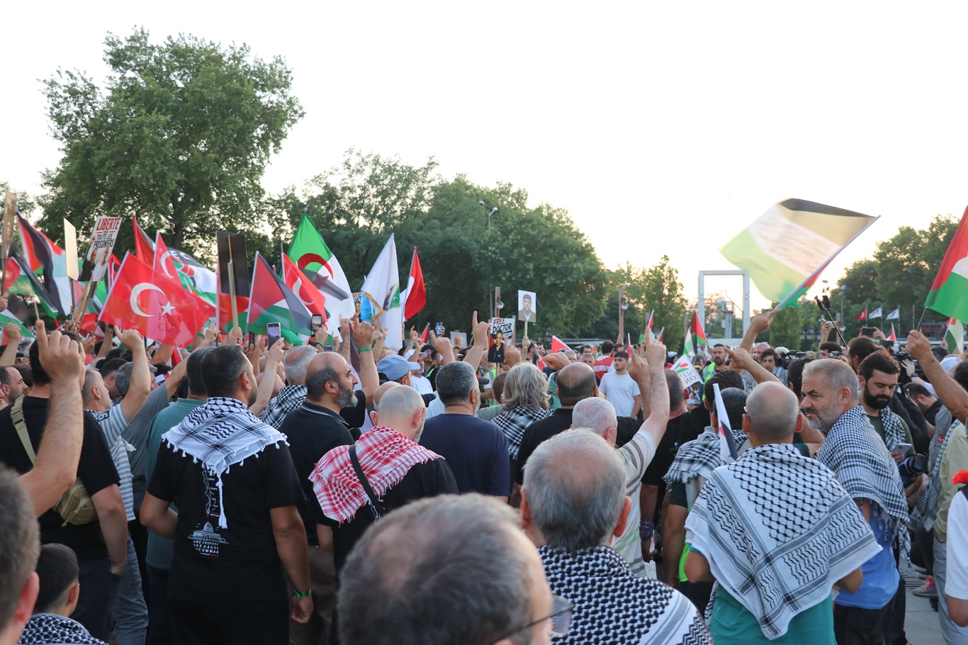 Filistin Konvoyu Ankara'da: "Gazze unutulmasın, Batı Şeria yeni bir Gazze olmasın" çağrısı