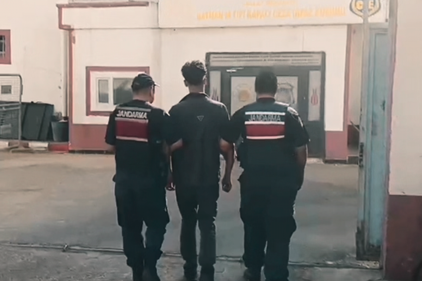 Yediemin otoparkından motosiklet çalan çocuk tutuklandı