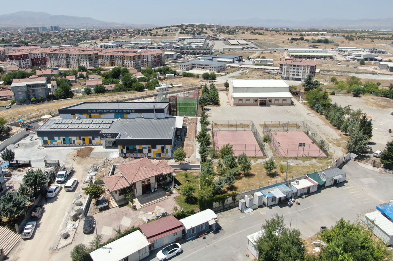 Büyükşehir Belediye Başkanı Er: Gençlerimize yatırım, geleceğimize yatırımdır