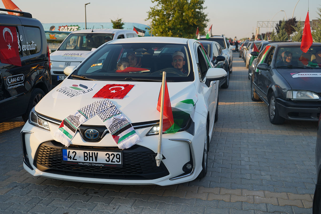 Uluslararası Filistin Konvoyu Konya'da: Amacımız siyonist reijmin zulümlerine karşı durmaktır