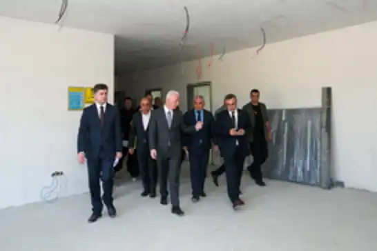 İstanbul'da yeni eğitim yılı öncesi okul yatırımları incelendi