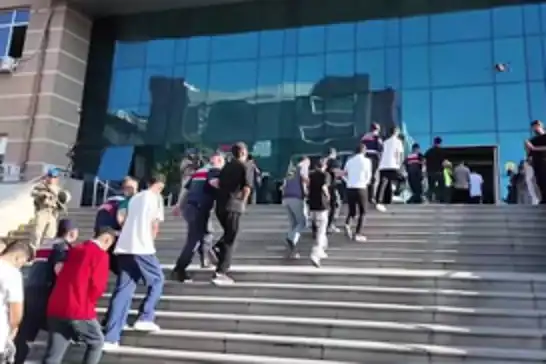 Uşak'ta narkotik operasyonlarında 16 şüpheli tutuklandı