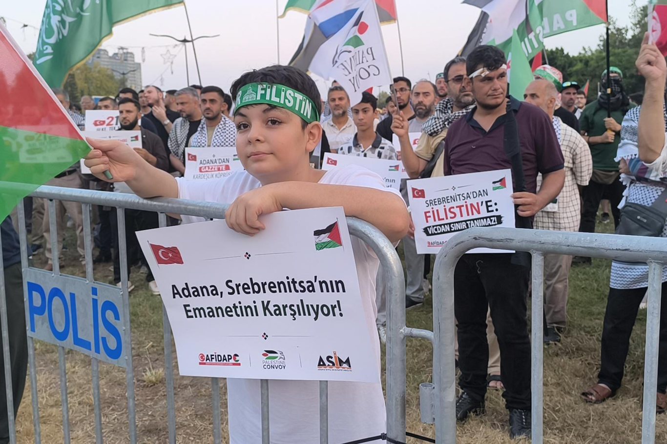 Filistin Konvoyu Adana'da buluştu