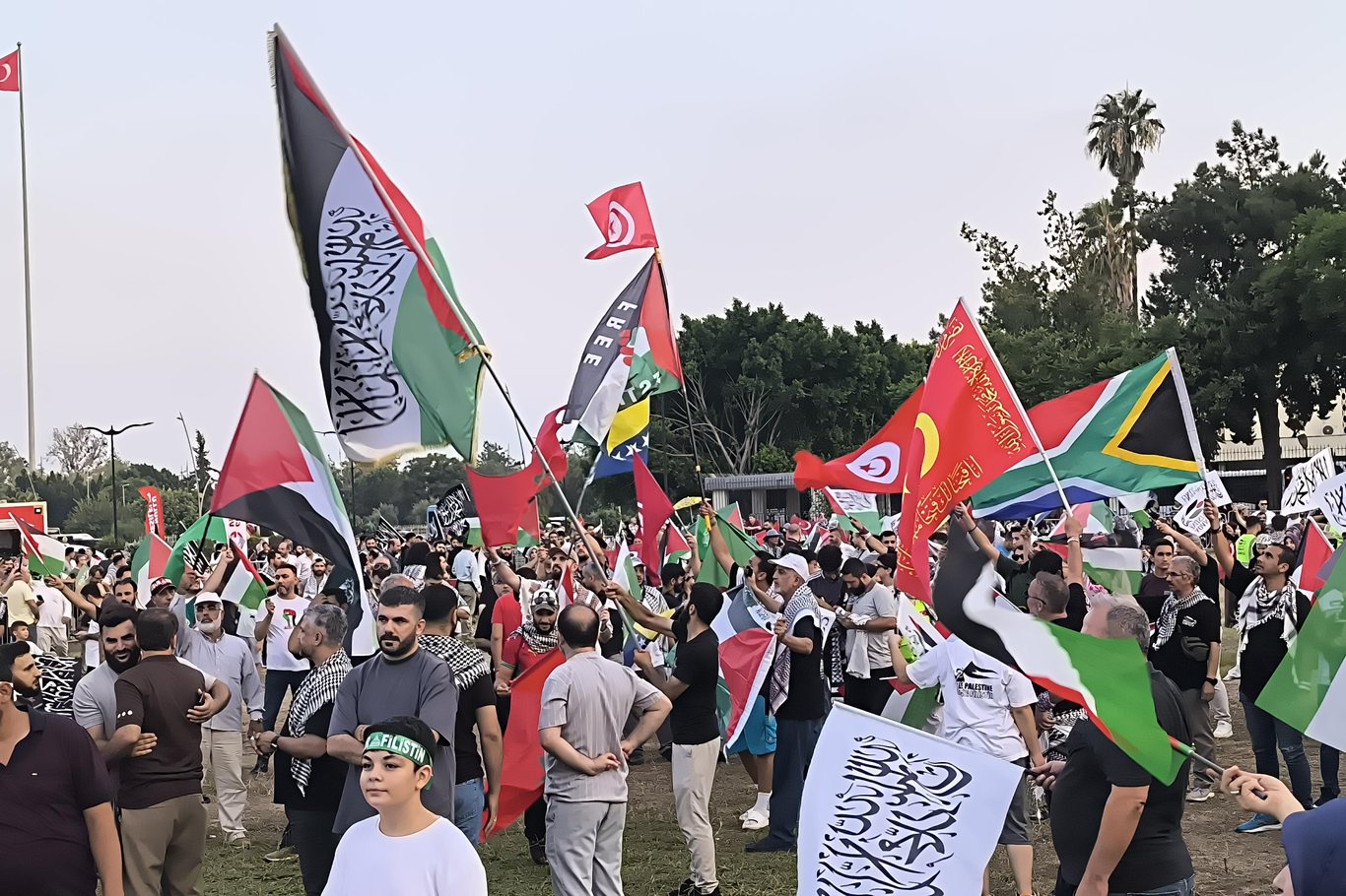 Filistin Konvoyu Adana'da buluştu
