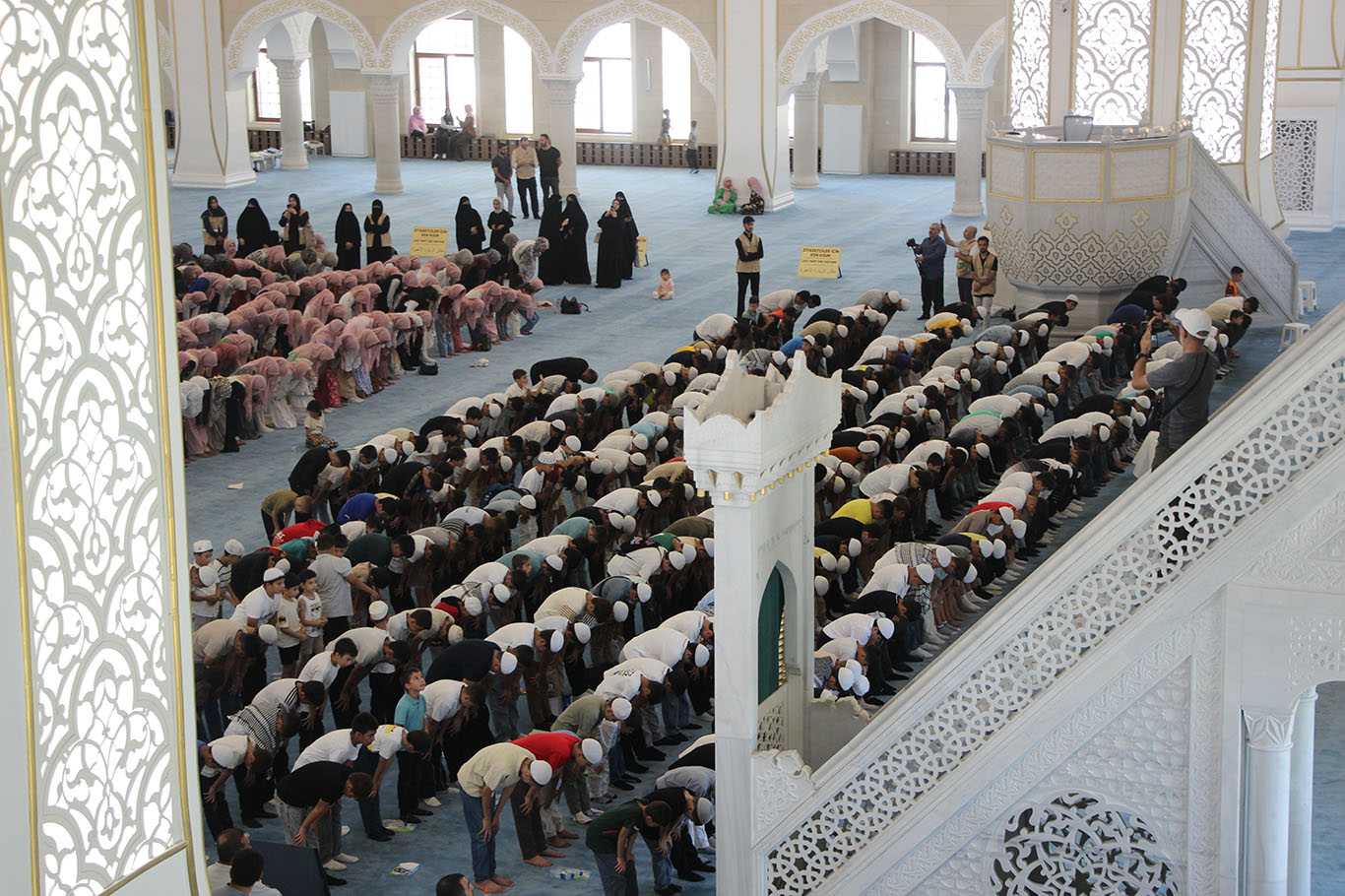 Yaçin: Çocuklar camiler ve Kur'an kurslarıyla bağlarını sürdürmeli