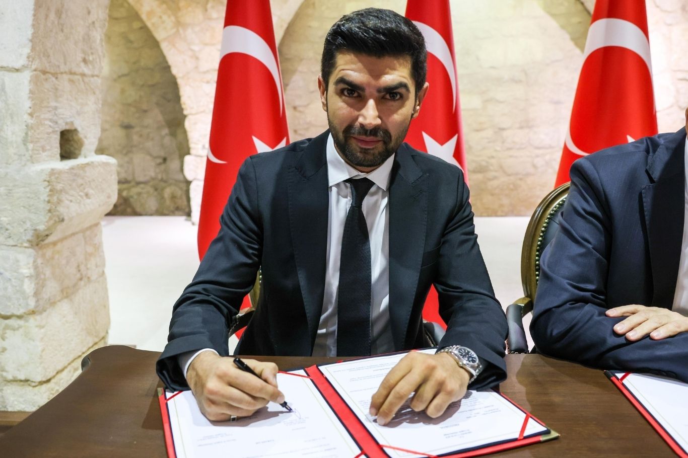 Hayırsever Hakan Alaca