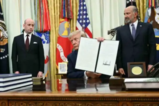 Trump’tan doğumla vatandaşlık hakkına kısıtlama
