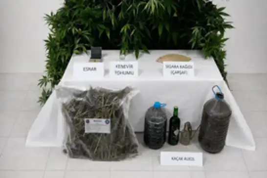 Çanakkale'de uyuşturucu operasyonu: 5 tutuklama