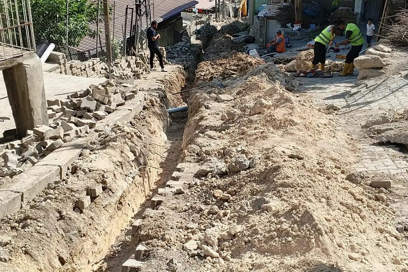 Siirt’te Alan Mahallesi’nde doğal gaz ve 34 yıllık tapu sorunu çözüldü