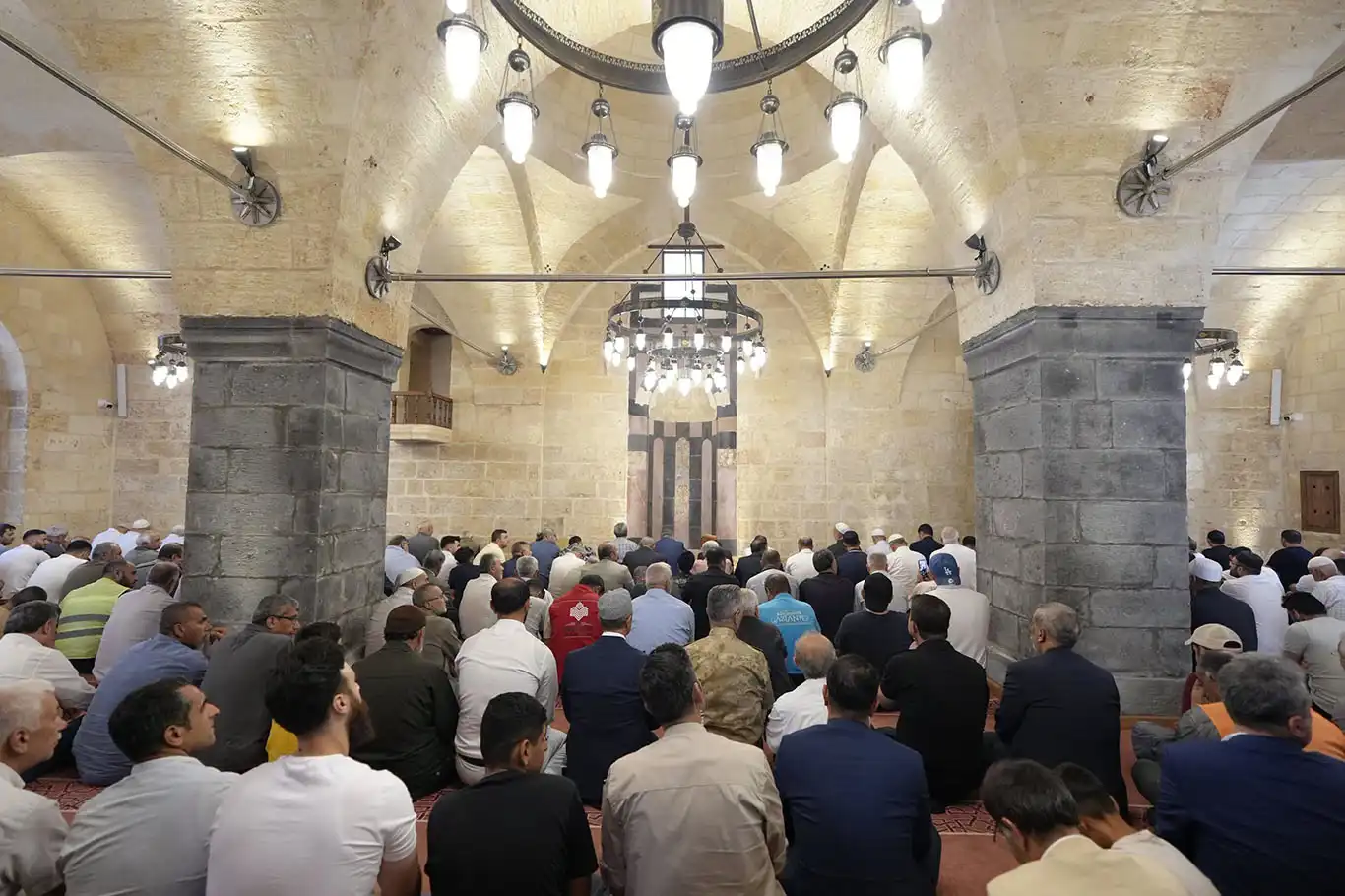 Gaziantep'de restore edilen Ömeriye Camii yeniden ibadete açıldı
