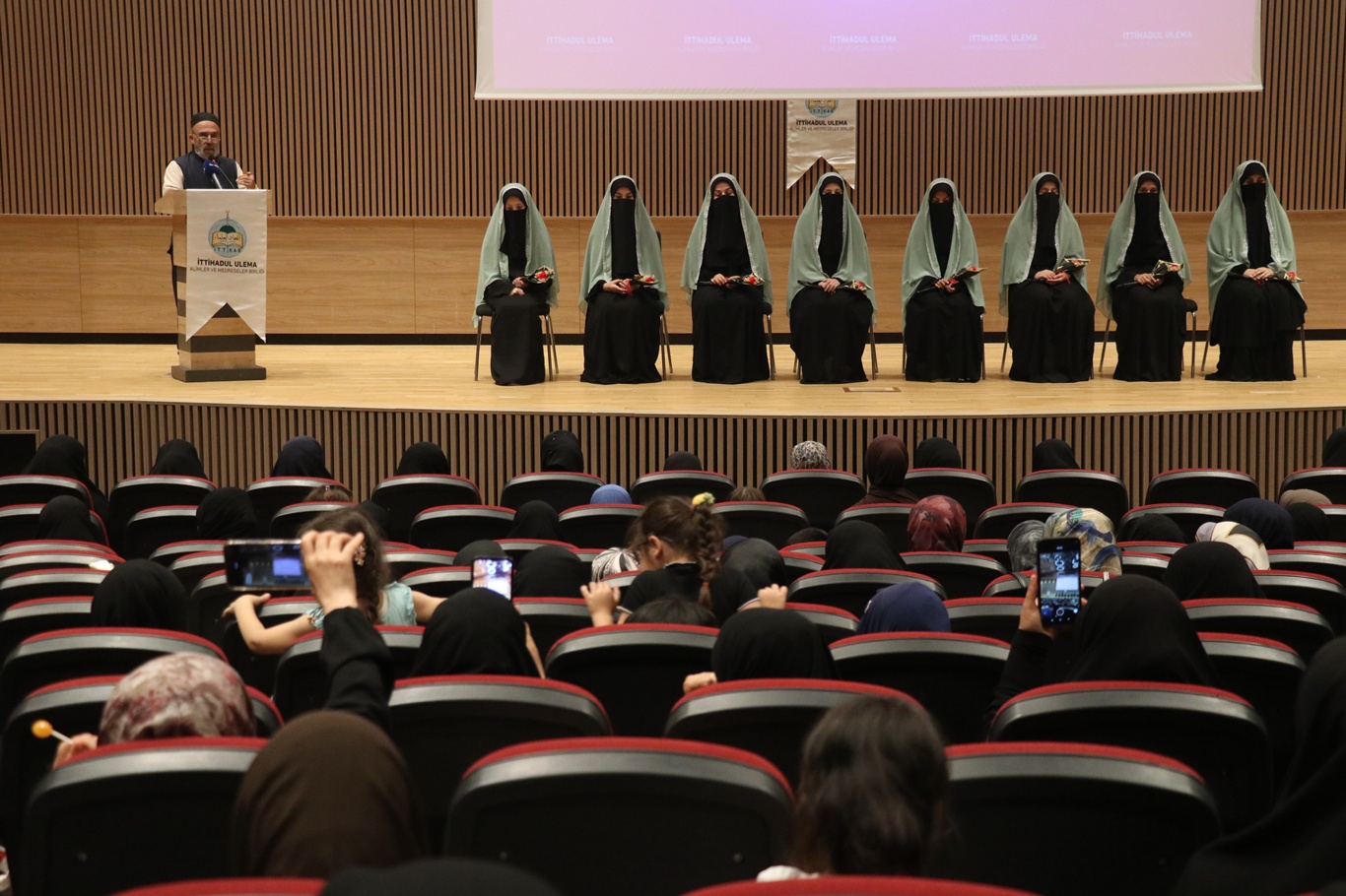 İTTİHADUL ULEMA'dan İstanbul'da hafızlık merasimi