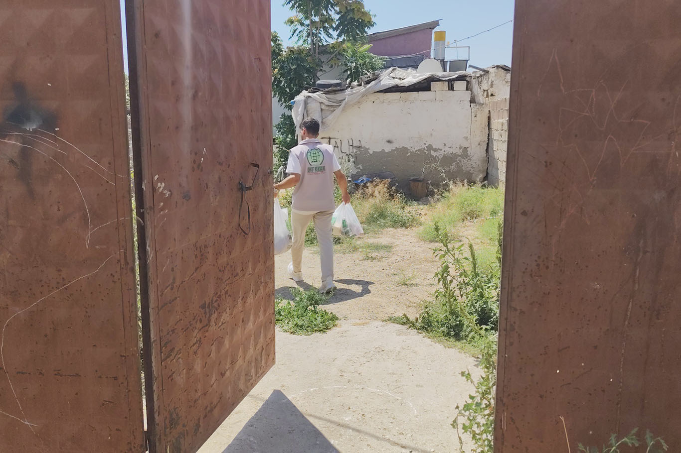 Umut Kervanı Konya’dan yetim ve muhtaç ailelere yardım