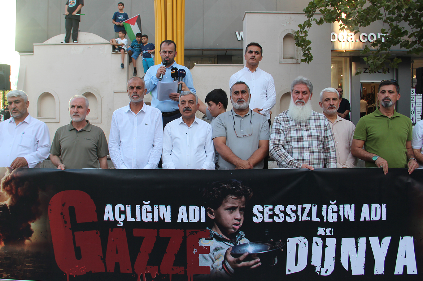 Batmanlılardan Filistin Konvoyu'na destek, Gazze'deki katliamlara tepki